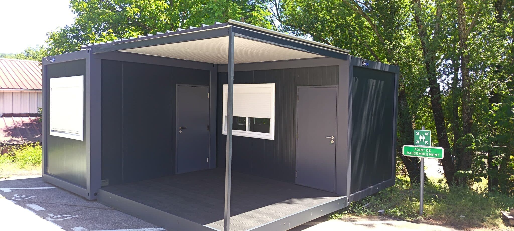 Local chauffeurs modulaire avec terrasse et pergola, societe de bus a Forcalquier (04) - Confort 3m et 6m